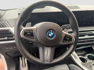 BMW X5 (Bild 2/13)