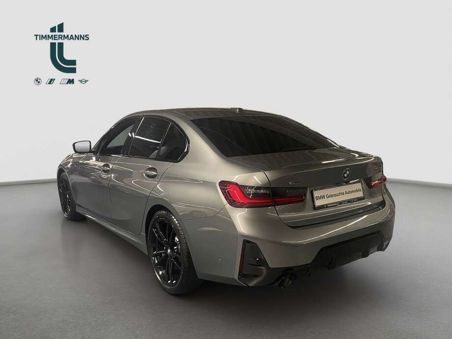 BMW 330i xDrive (Bild 9/15)