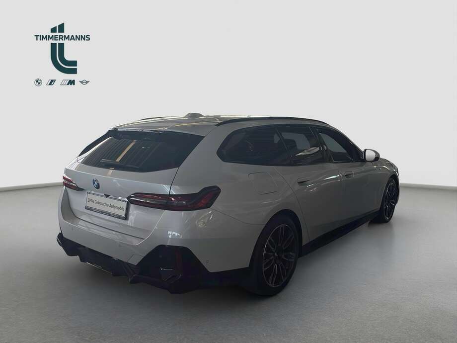 BMW 520d (Bild 12/16)