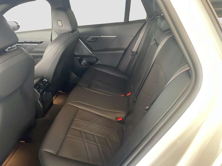 BMW 520d (Bild 6/16)