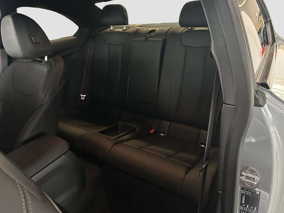 BMW M240i (Bild 6/16)