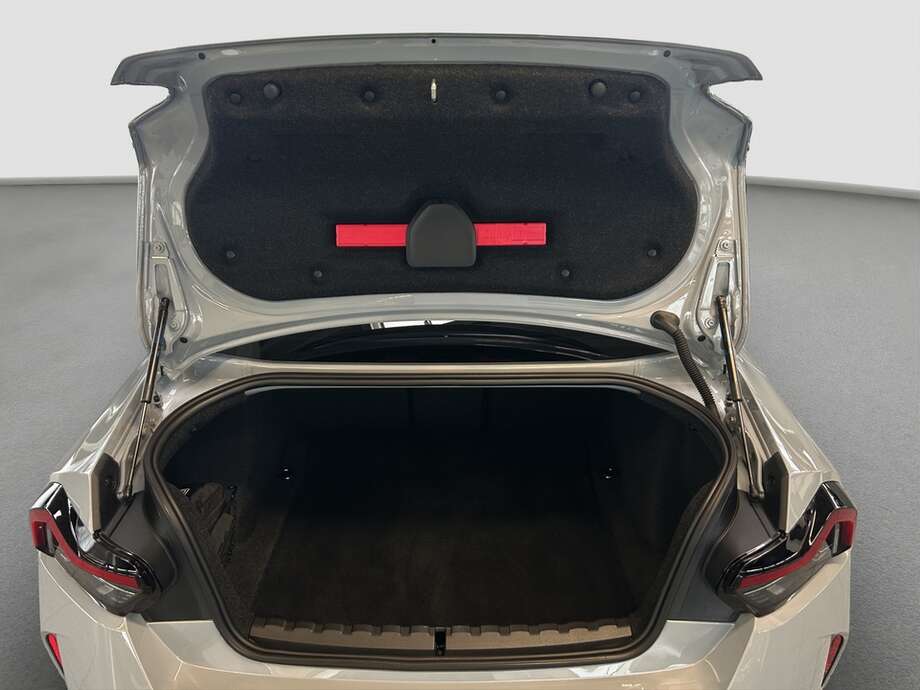 BMW M240i (Bild 7/16)