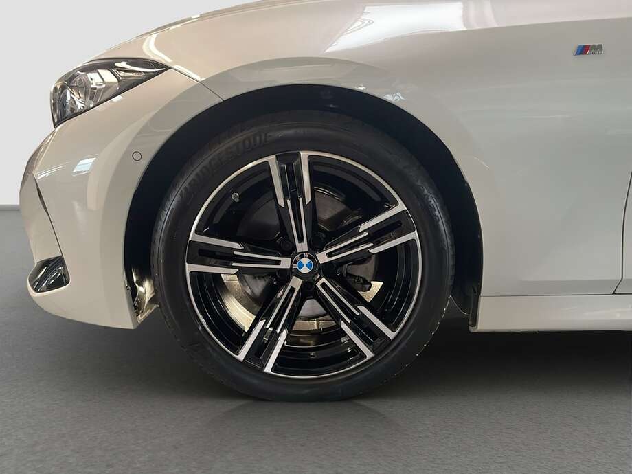 BMW 320d (Bild 17/17)