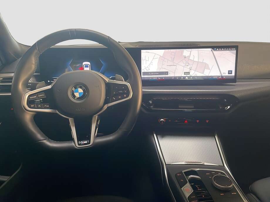 BMW 320d (Bild 5/17)