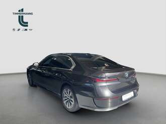 BMW 740 (Bild 3/15)