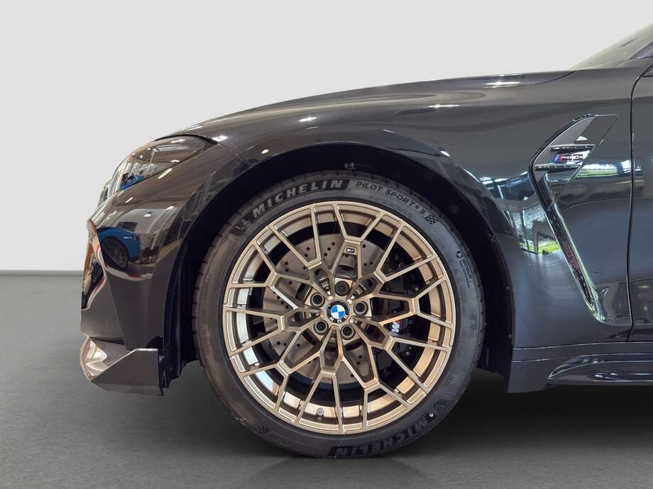 BMW M3 (Bild 15/17)