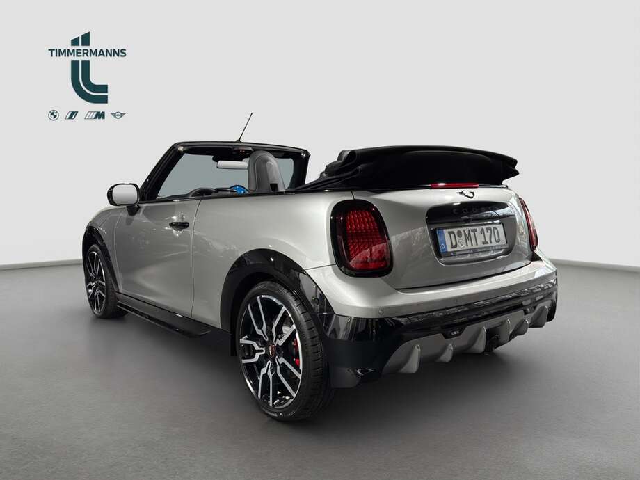 MINI Cooper (Bild 8/16)