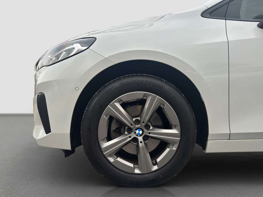 BMW 218 Active Tourer (Bild 2/20)