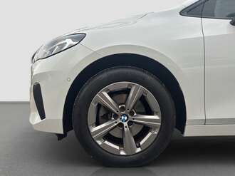 BMW 218 Active Tourer (Bild 2/20)