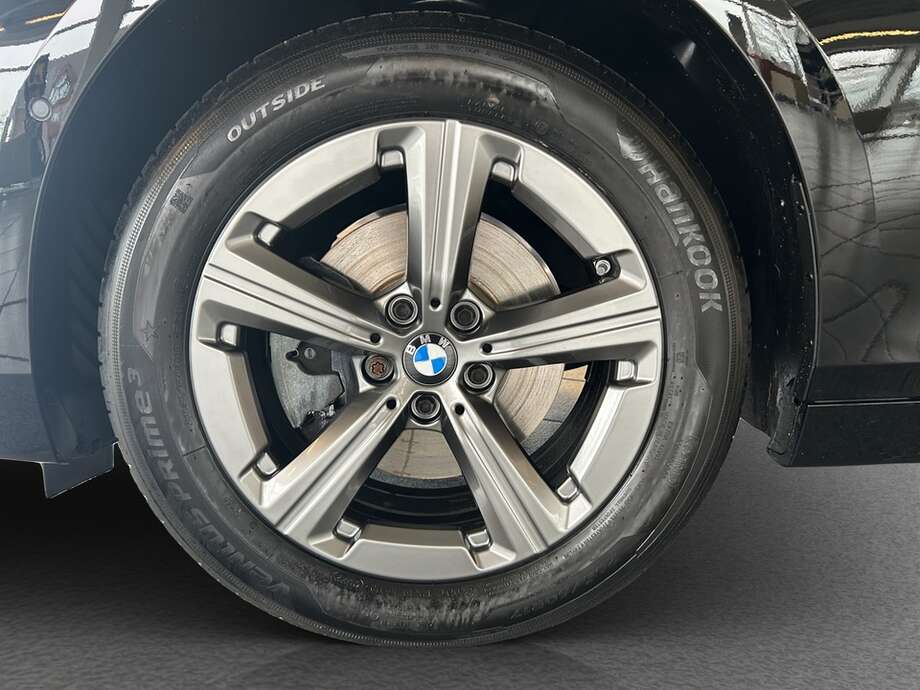 BMW 218 Active Tourer (Bild 19/19)