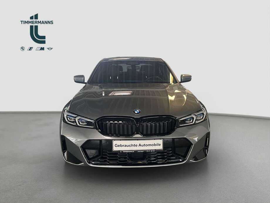 BMW 330i xDrive (Bild 14/15)