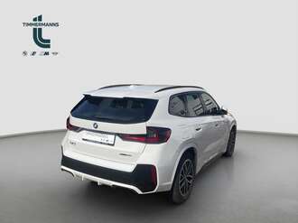 BMW iX1 (Bild 3/5)