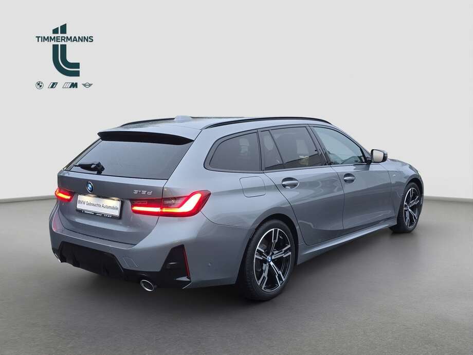 BMW 318d (Bild 14/18)