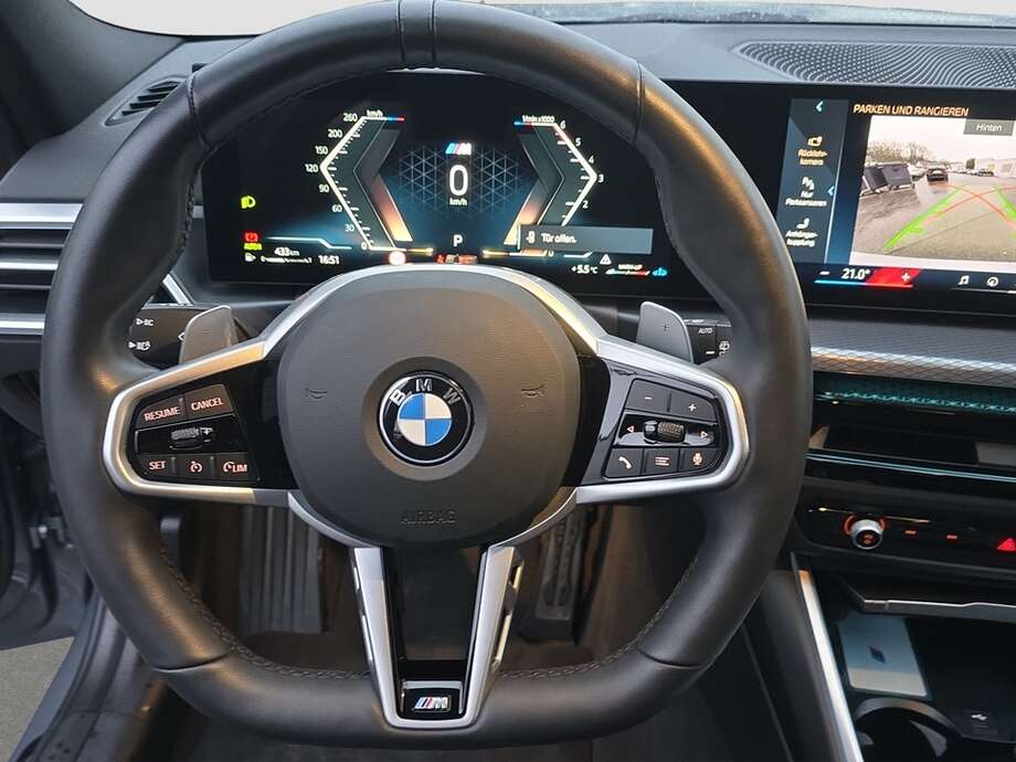 BMW 318d (Bild 4/18)