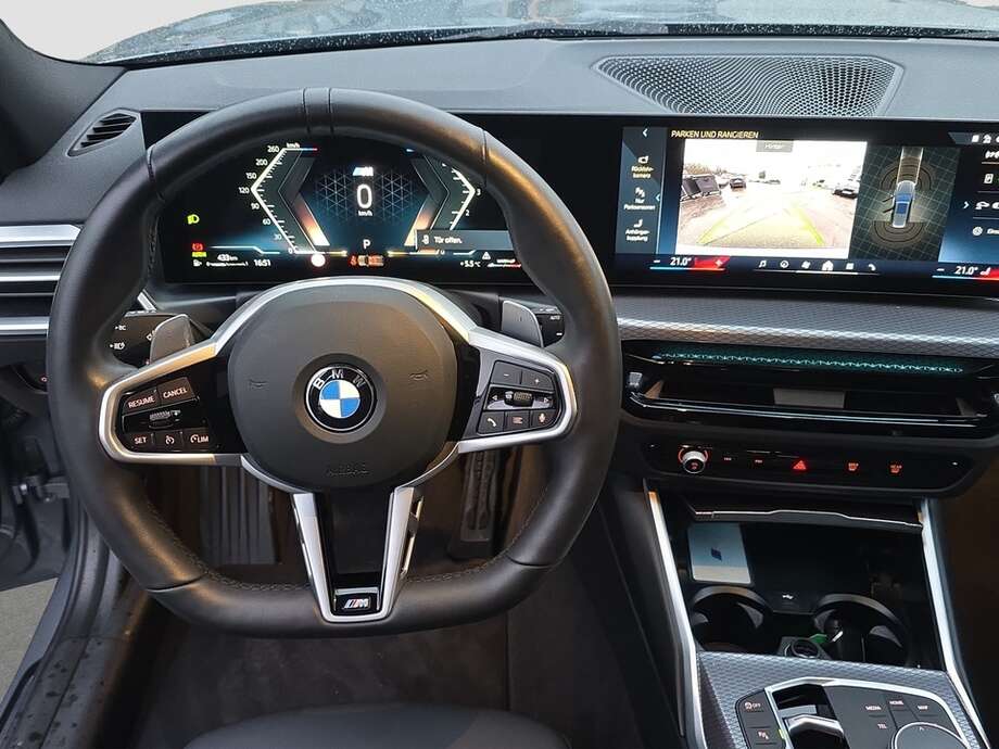 BMW 318d (Bild 5/18)