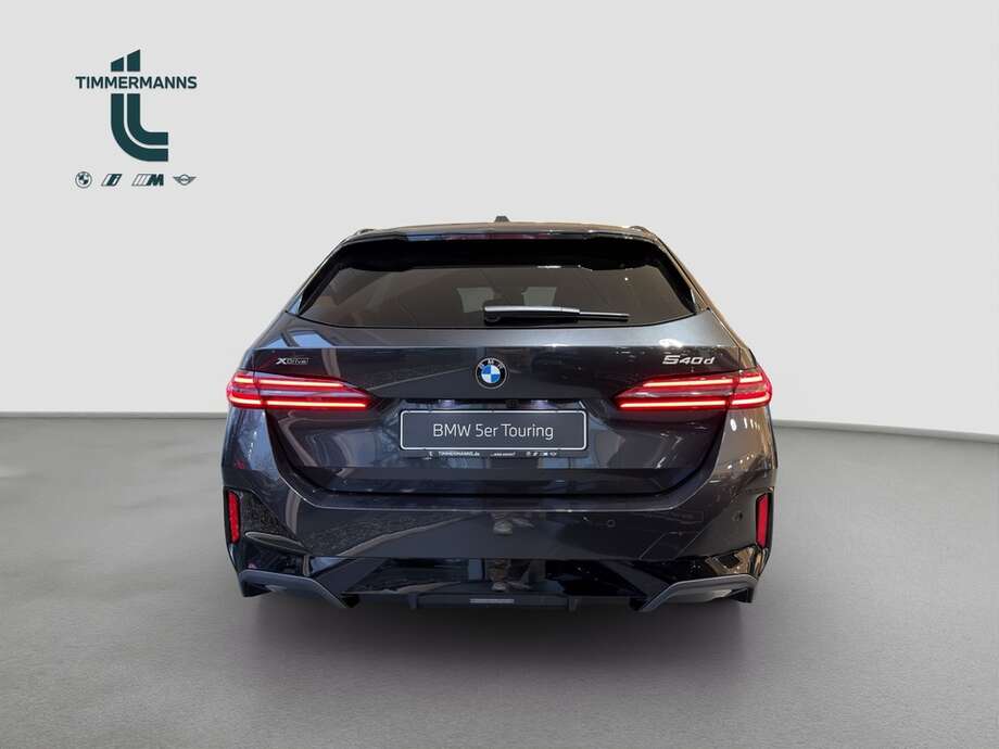 BMW 540d xDrive (Bild 10/15)