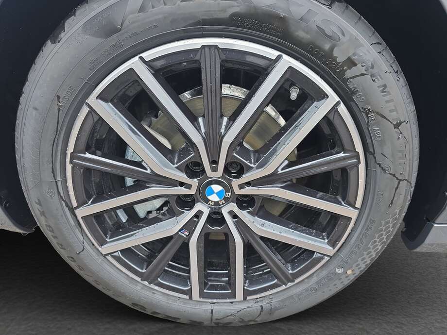 BMW 220 Active Tourer (Bild 17/17)