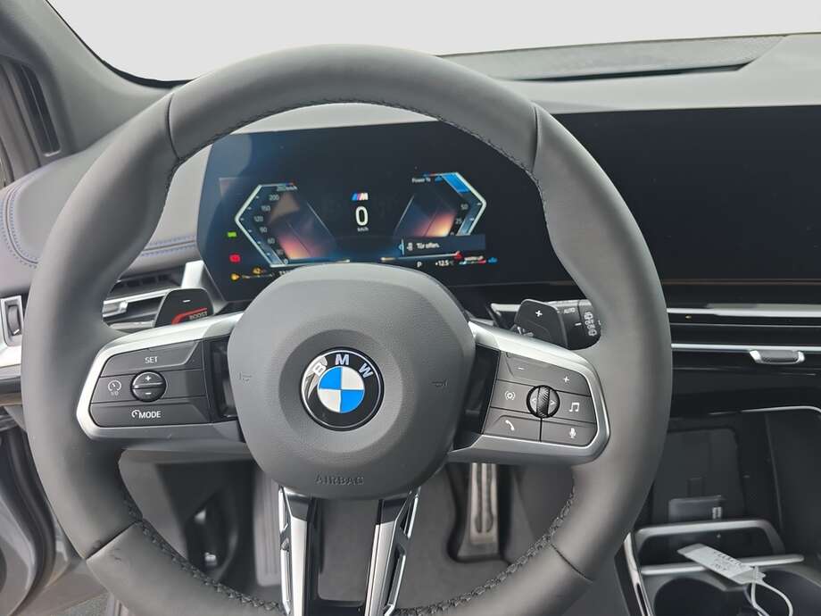 BMW 220 Active Tourer (Bild 4/17)