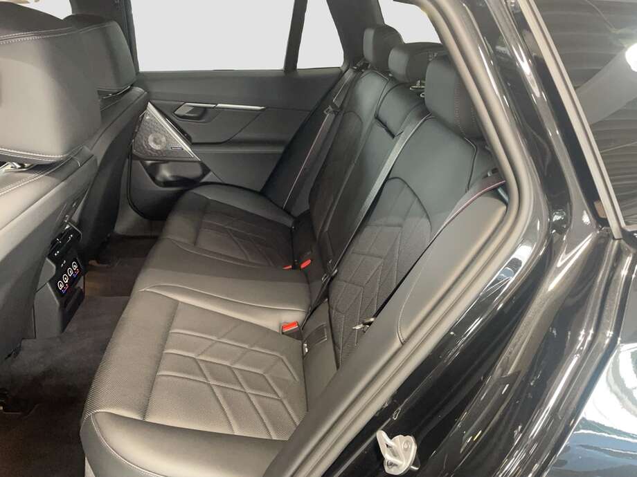 BMW 540 (Bild 13/15)