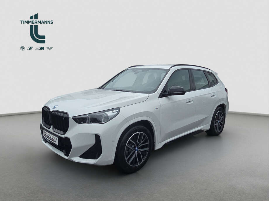 BMW iX1 (Bild 1/18)