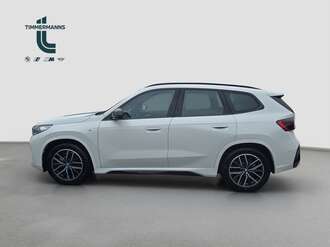 BMW iX1 (Bild 2/18)