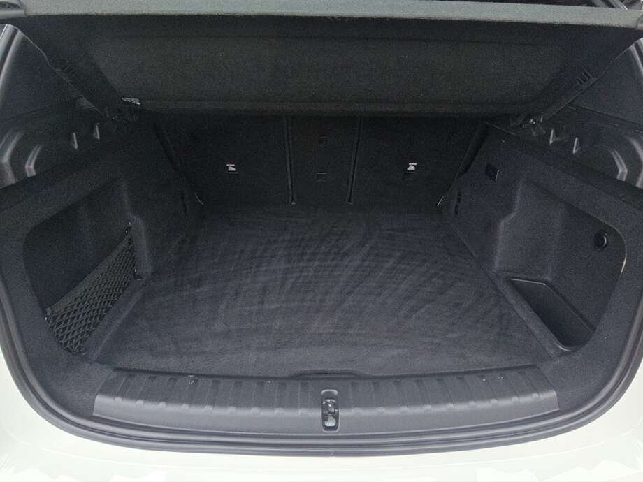 BMW iX1 (Bild 15/18)