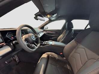 BMW i5 eDrive40 Limousine (Bild 1/2)