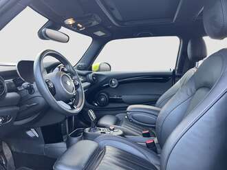 MINI Cooper SE (Bild 2/2)
