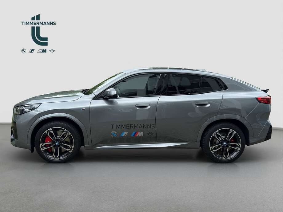 BMW iX2 eDrive20 (Bild 8/15)