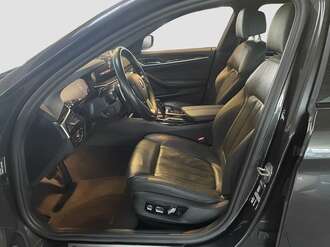 BMW 530d (Bild 2/17)