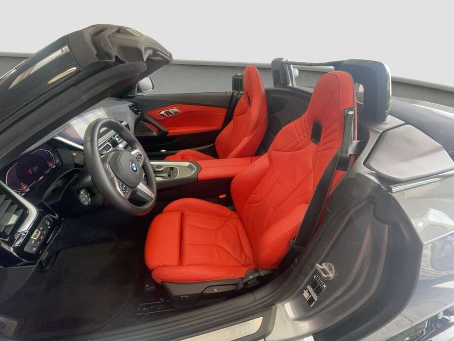 BMW Z4 (Bild 13/17)