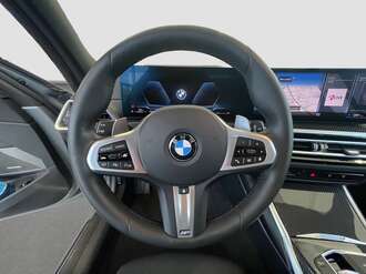 BMW 320d (Bild 2/16)