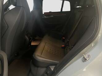 BMW X4 M (Bild 3/16)