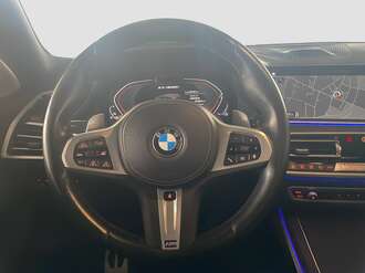 BMW X7 M50i (Bild 2/17)