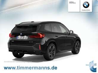 BMW iX1 xDrive30 (Bild 2/6)