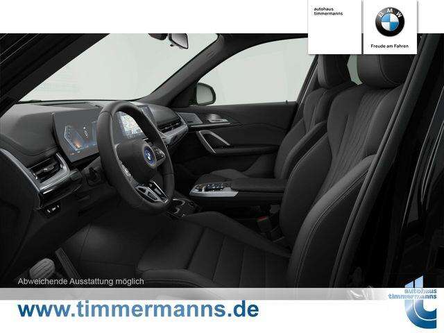 BMW iX1 xDrive30 (Bild 3/6)