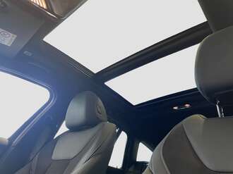 BMW 320d (Bild 3/16)