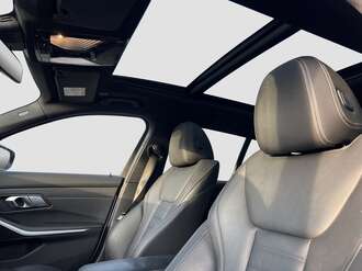 BMW 330e (Bild 3/24)