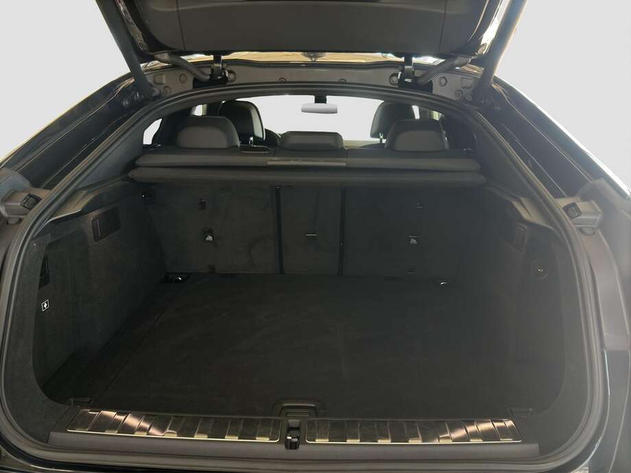 BMW X6 (Bild 7/21)