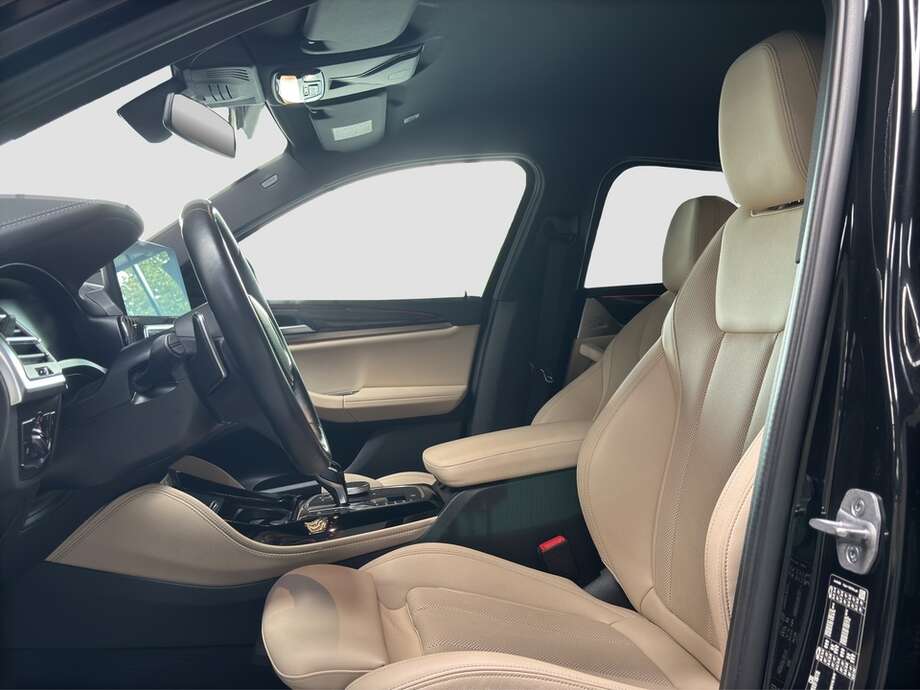 BMW X4 M40 (Bild 10/16)