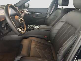 BMW 540d xDrive (Bild 2/2)