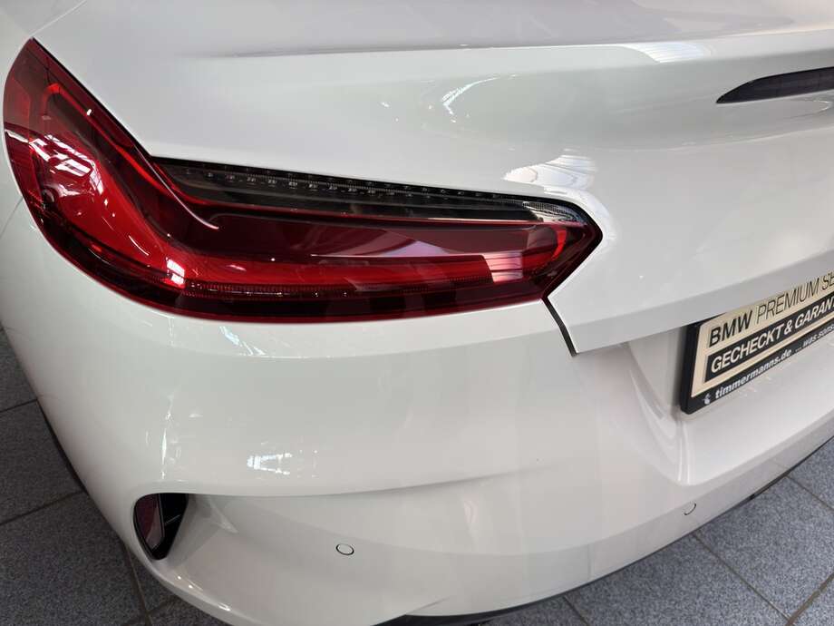 BMW Z4 (Bild 8/17)