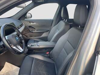 BMW iX1 xDrive30 (Bild 3/14)