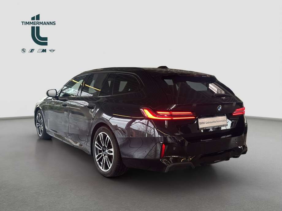 BMW 540d xDrive (Bild 10/18)
