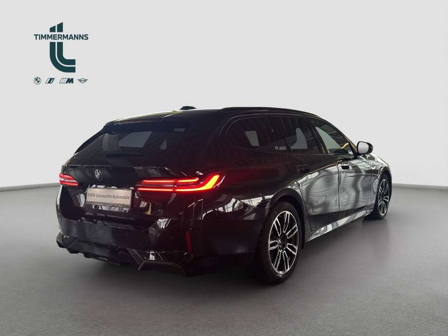 BMW 540d xDrive (Bild 12/18)