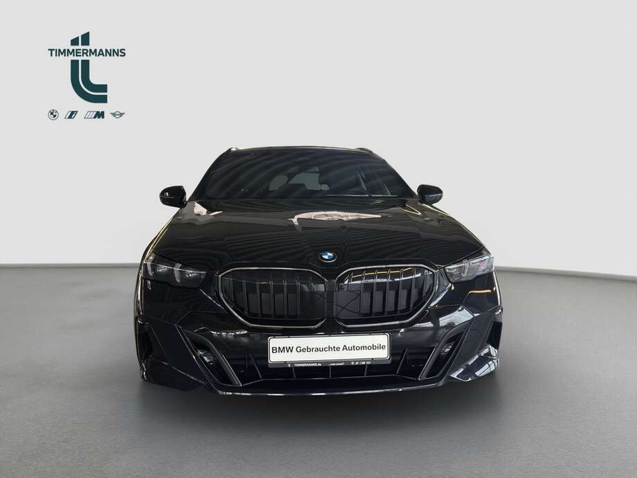 BMW 540d xDrive (Bild 15/18)