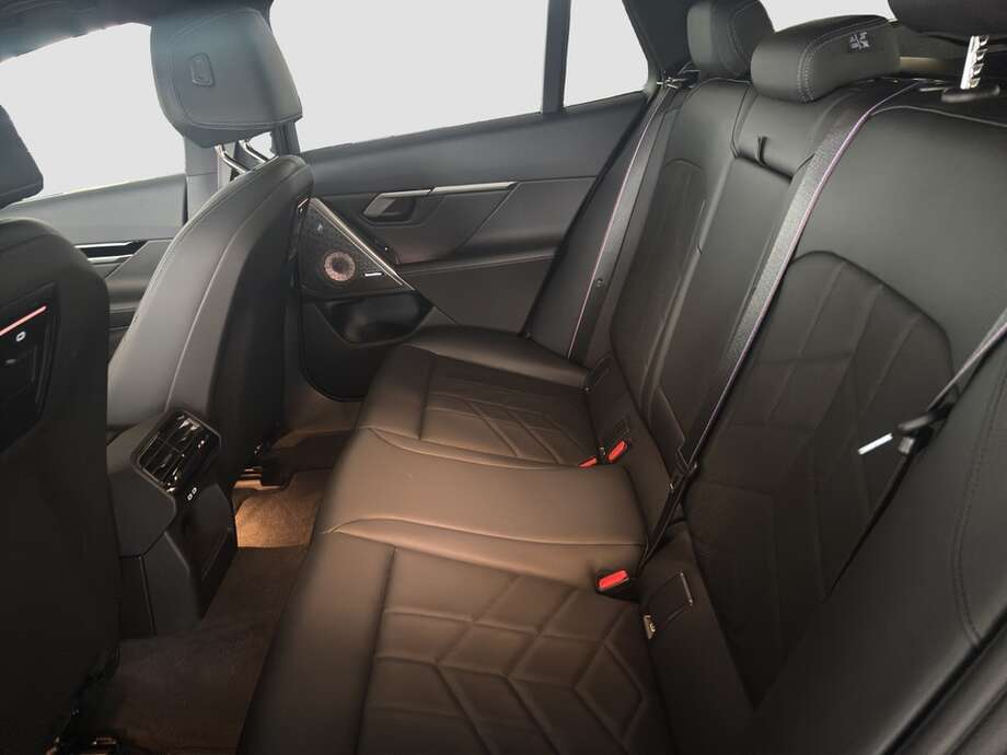 BMW 540d xDrive (Bild 4/18)