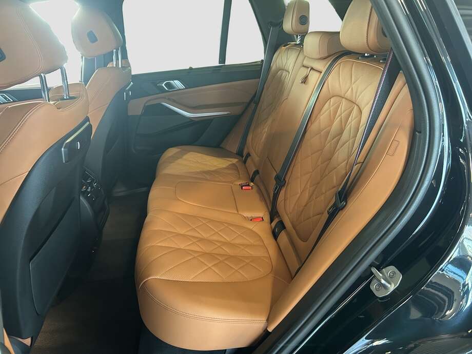 BMW X5 (Bild 11/17)