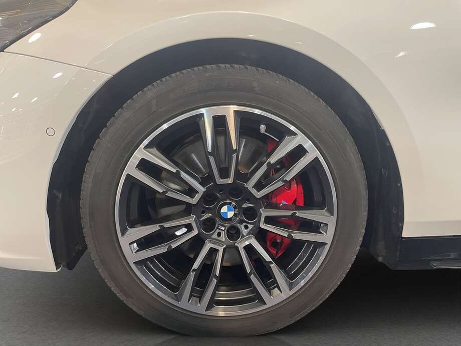 BMW 540d xDrive (Bild 12/14)