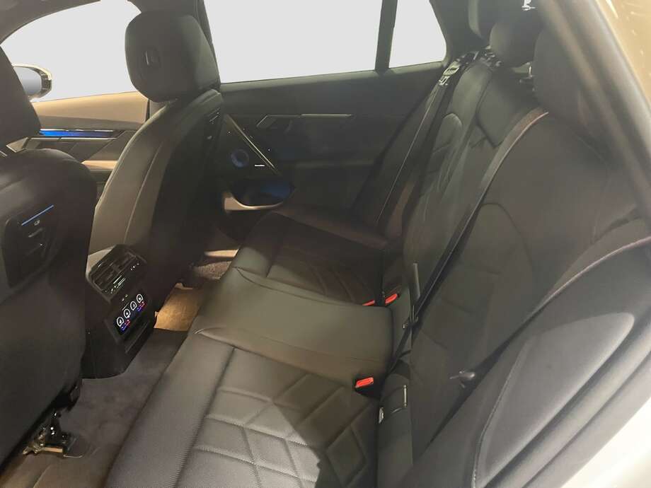 BMW 540d xDrive (Bild 4/14)